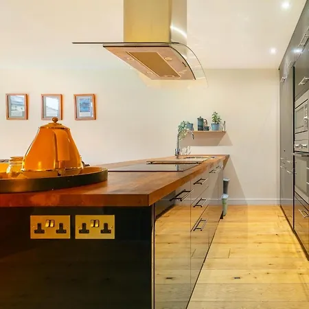 9 Blue Hill Park, Ferienhaus *